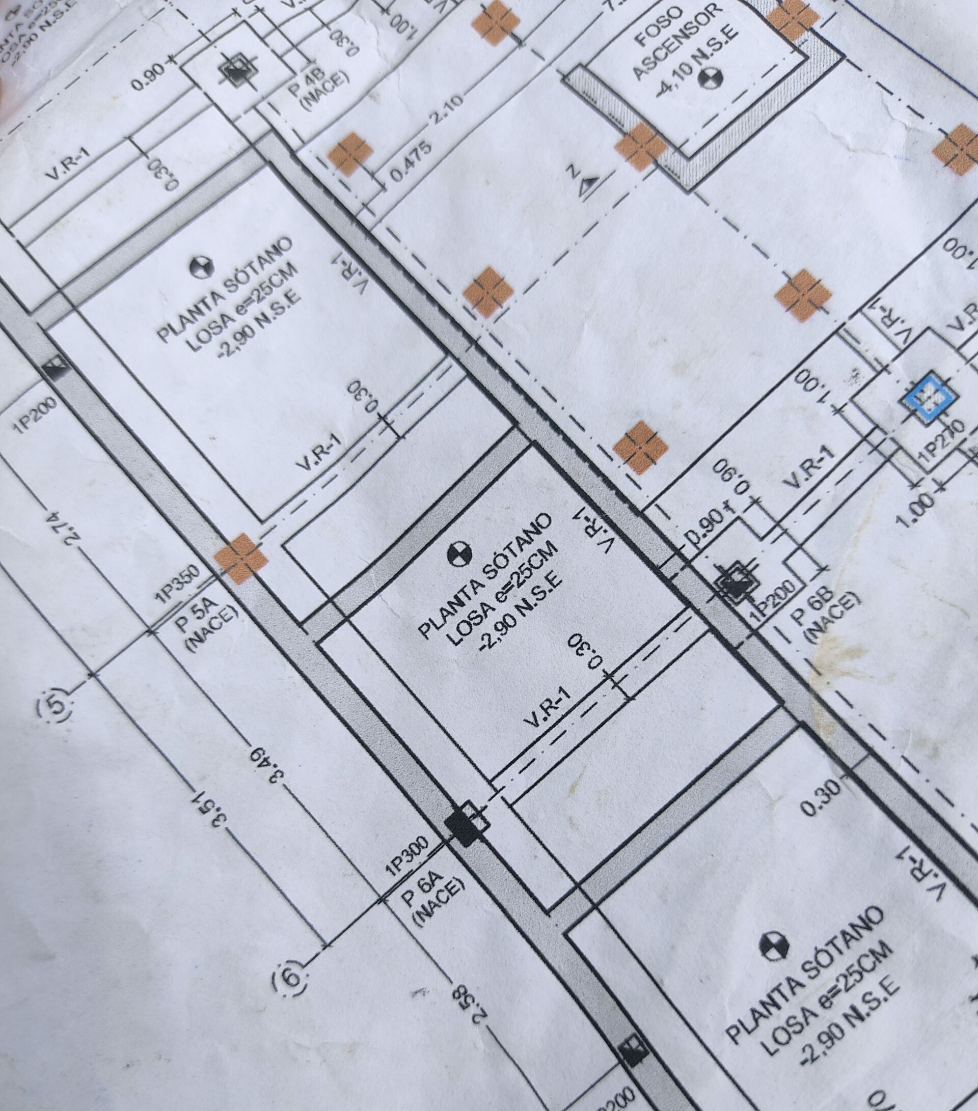 Interior de edificio residencial en reforma
